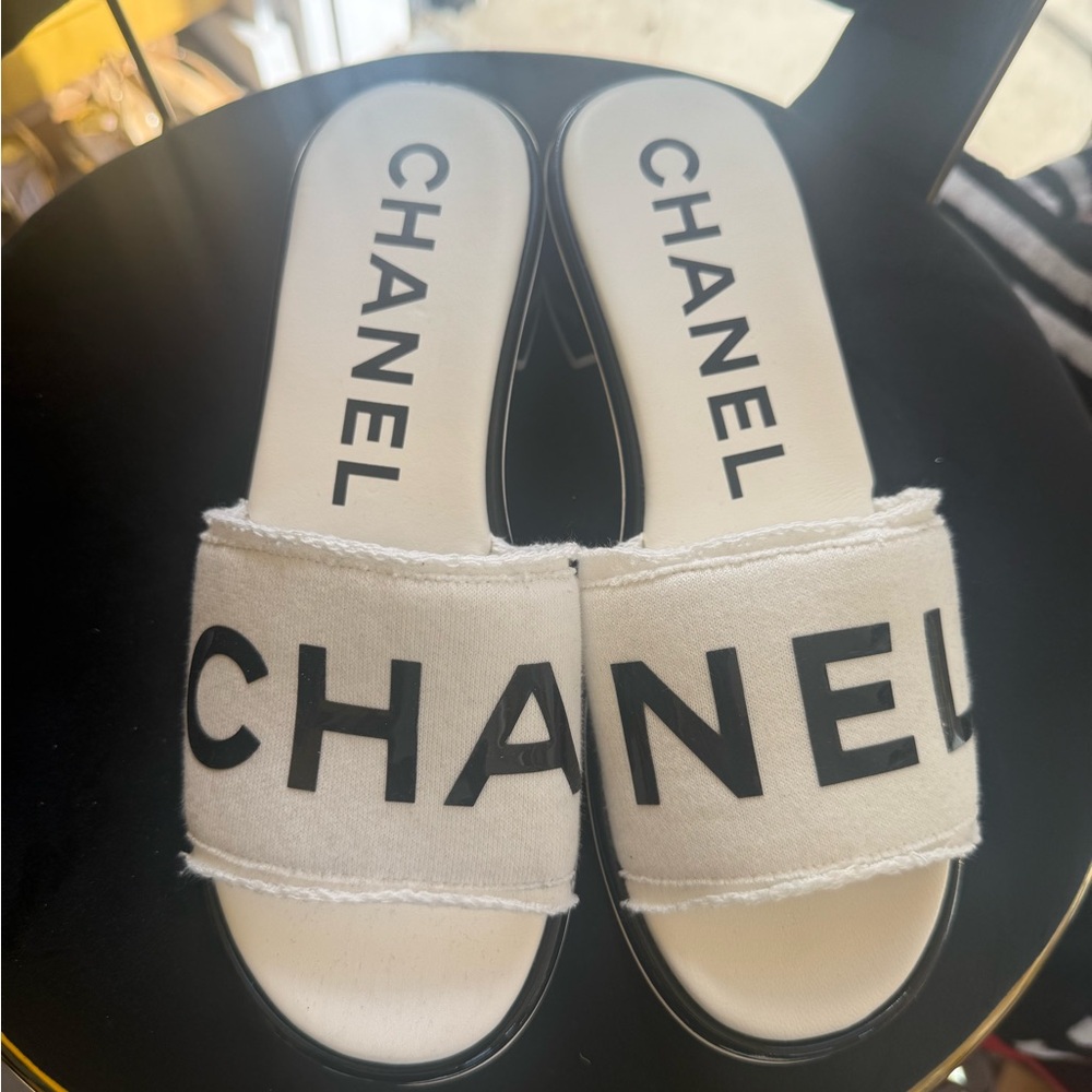 CHANEL Women's Black and White Slide Sandals
